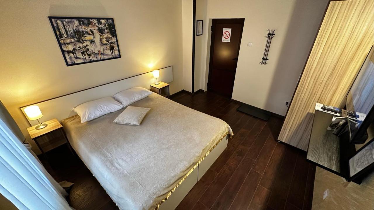 Club Satelit Zlatibor Hotel Buitenkant foto