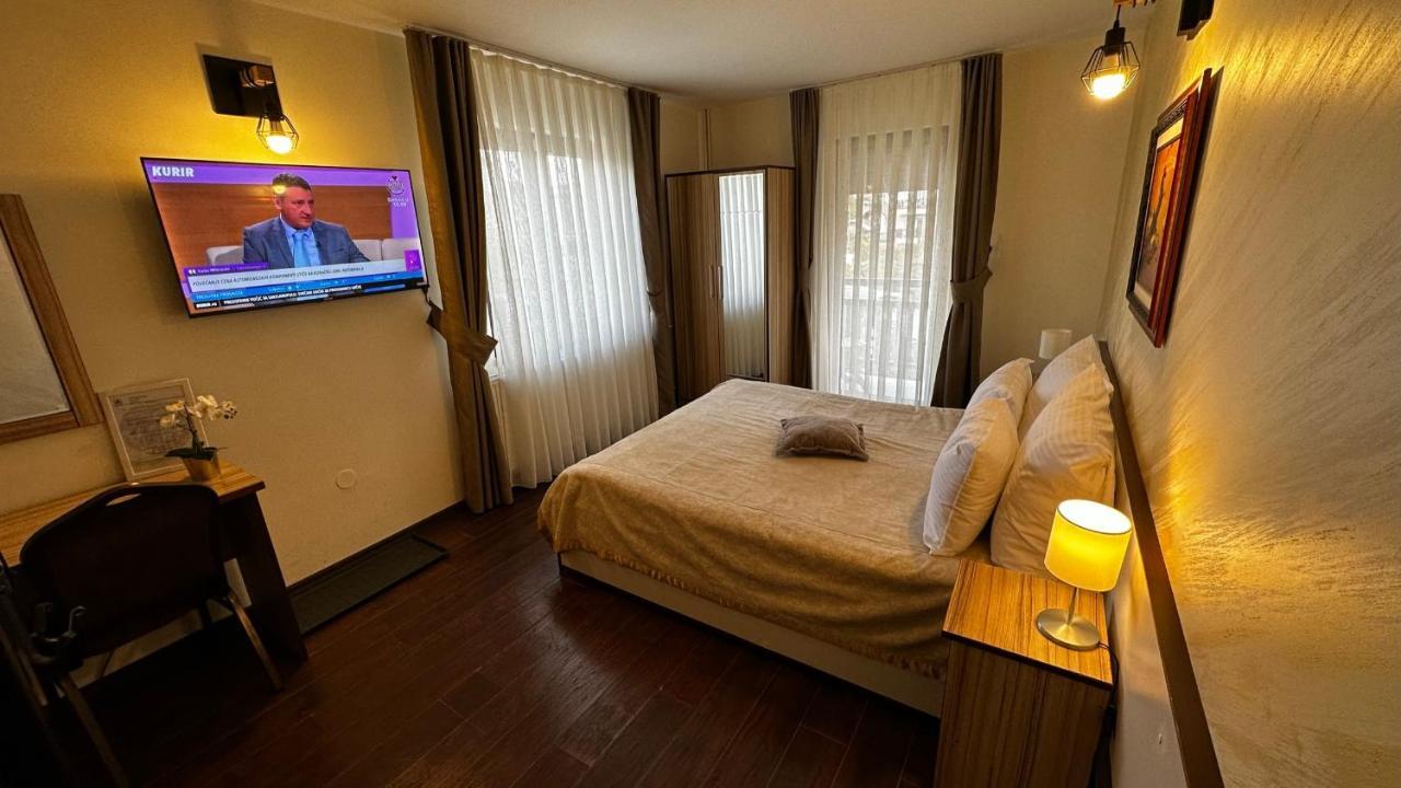 Club Satelit Zlatibor Hotel Buitenkant foto