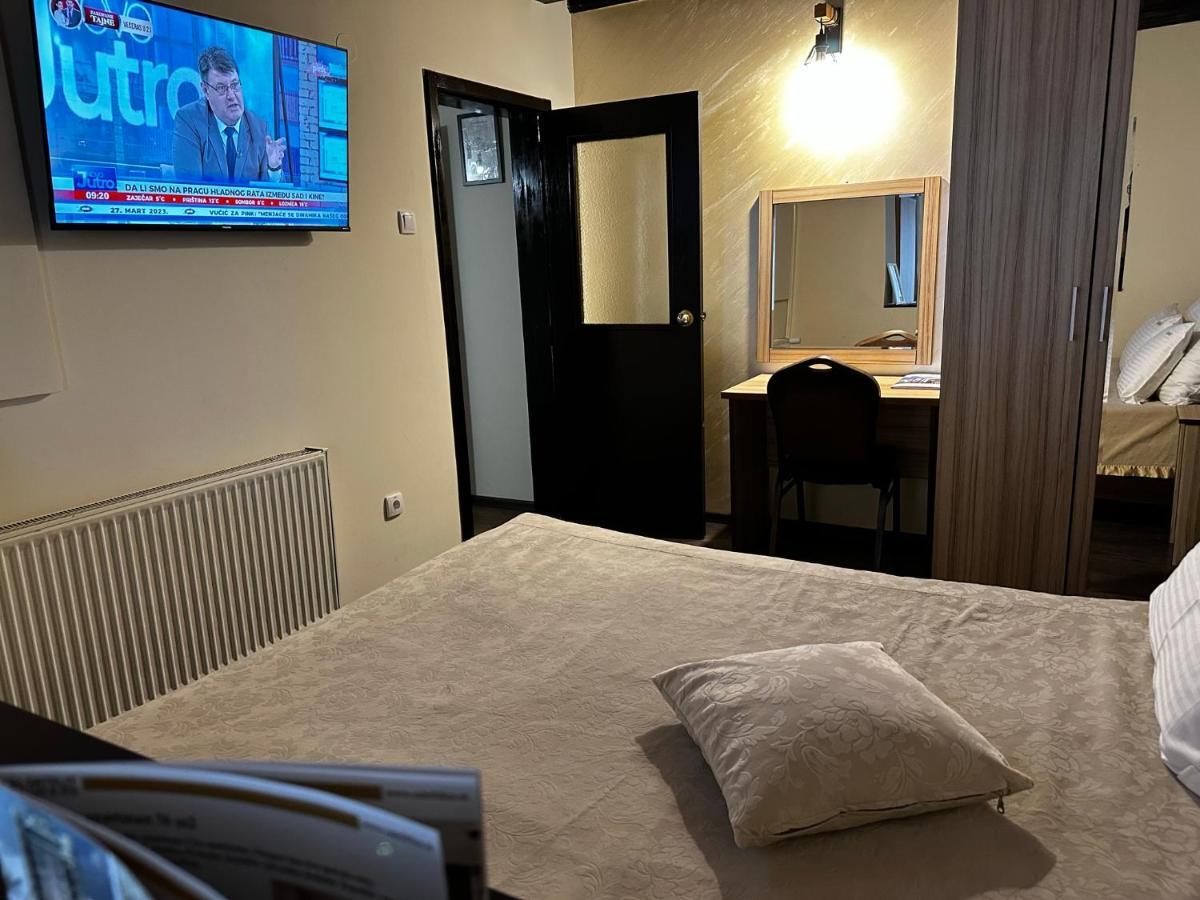 Club Satelit Zlatibor Hotel Buitenkant foto